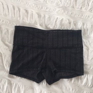 Heathered grey lulu 2.5 inch spandex